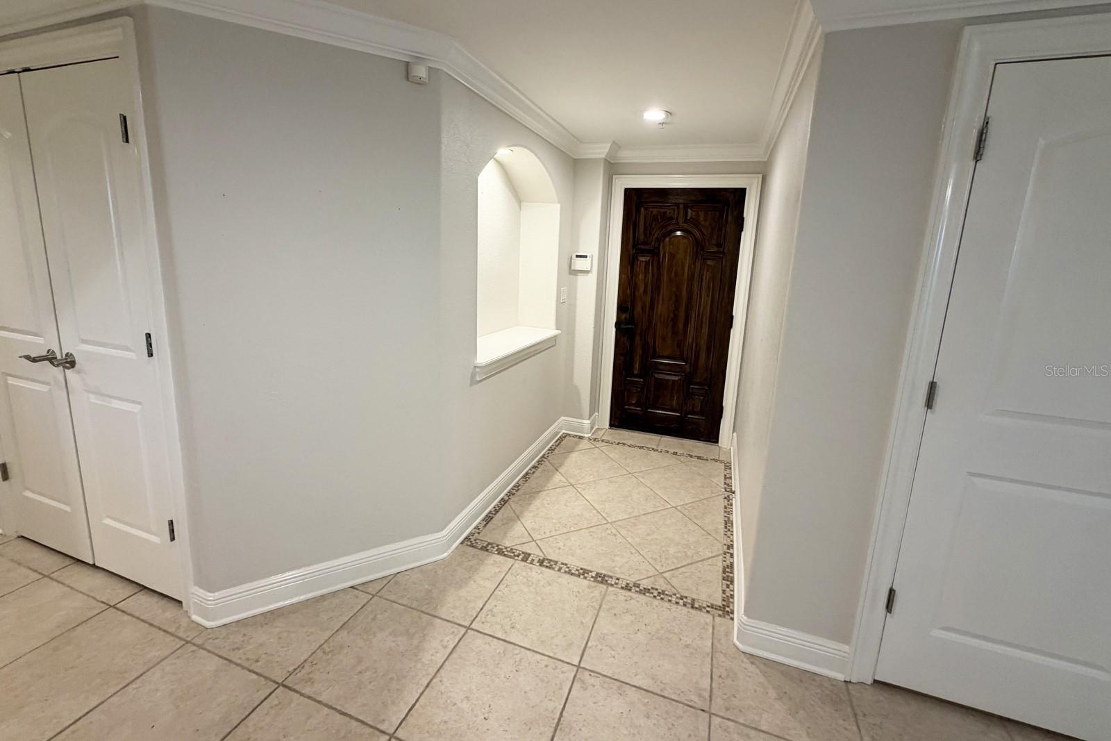 112 CLUB HOUSE DR #102 — photo 4