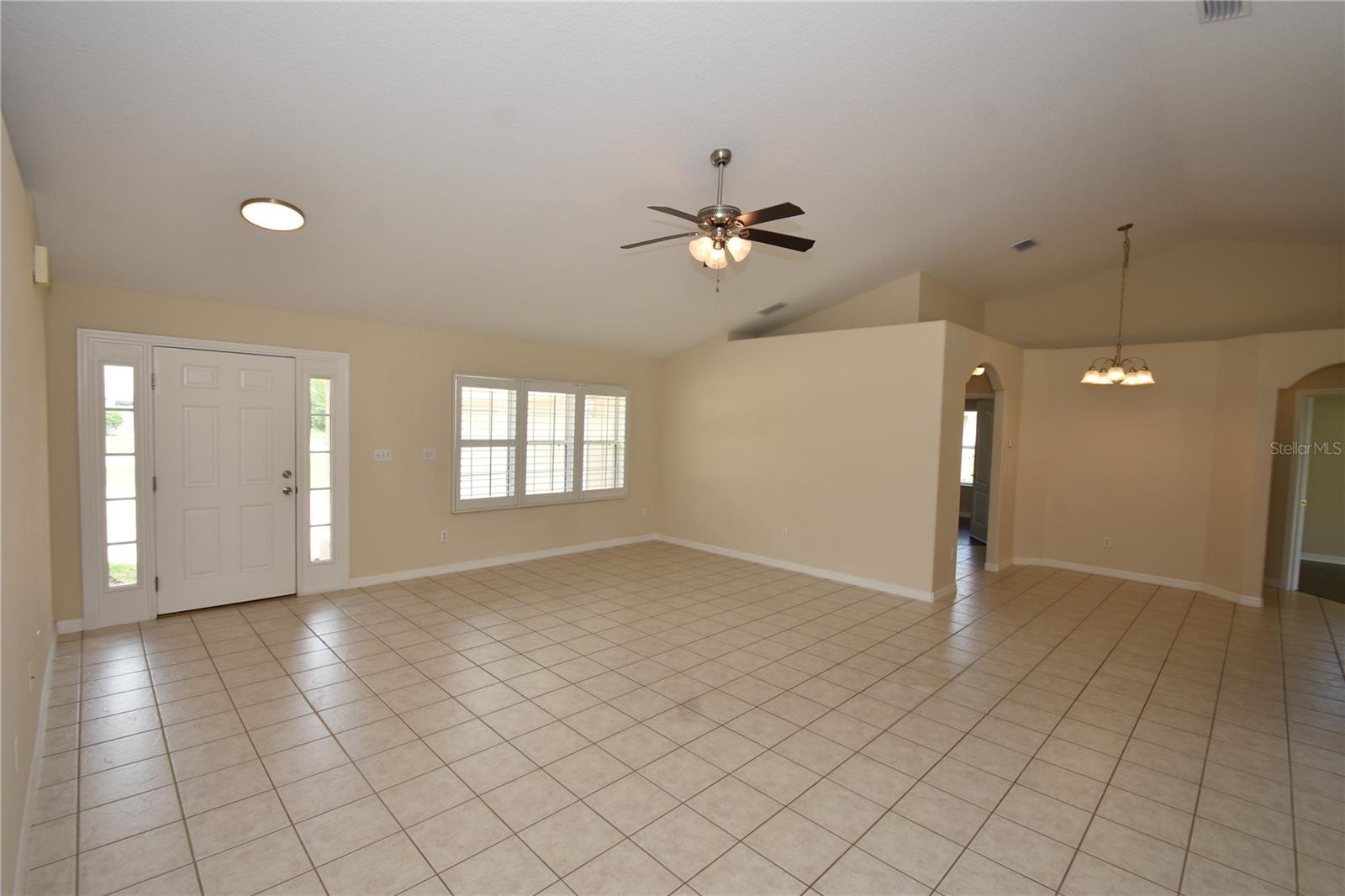 11 ZENITH CT — photo 3
