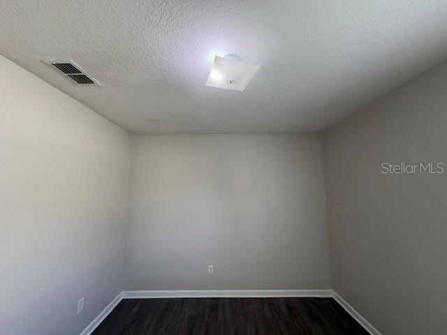 60 PLAIN VIEW DR #B — photo 11