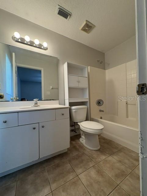 60 PLAIN VIEW DR #B — photo 12