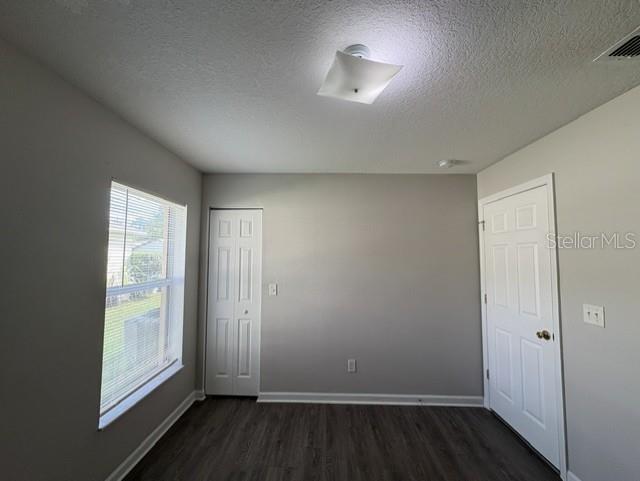 60 PLAIN VIEW DR #B — photo 10