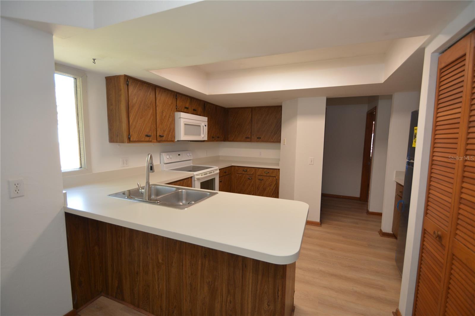 16 OAKMONT CT #16 — photo 10
