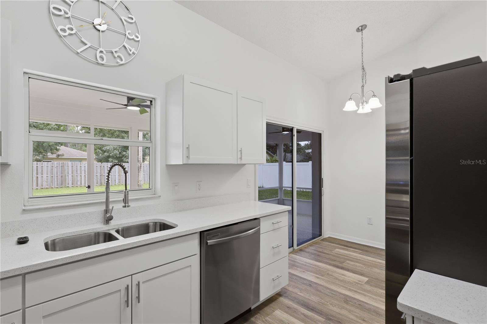 7 PALM LEAF LN — photo 11