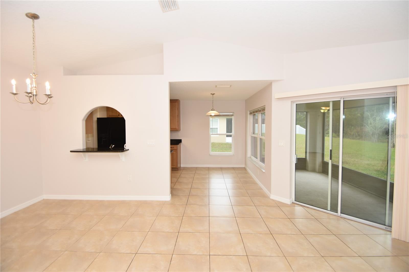 34 RENSHAW DR — photo 6