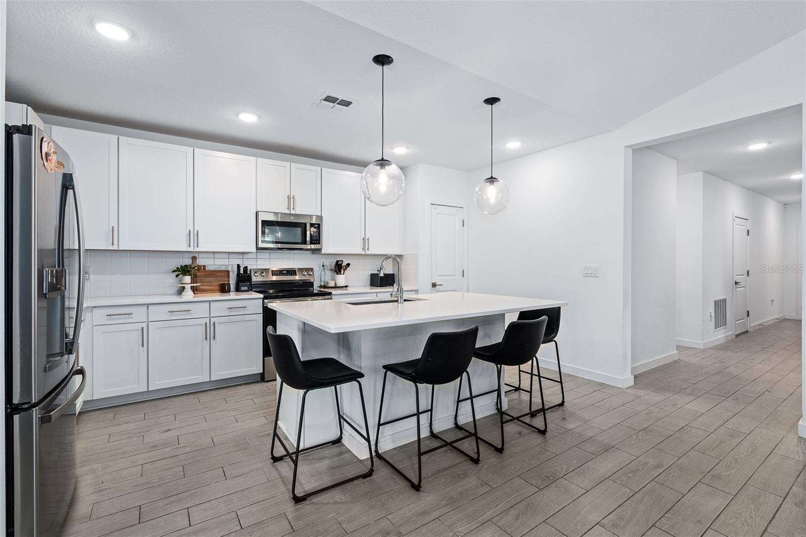 17 BIRCHWOOD PL — photo 12