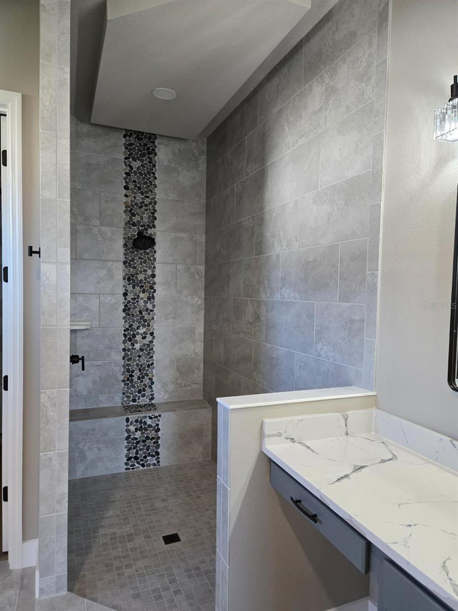 19 DEL PALMA DR — photo 12