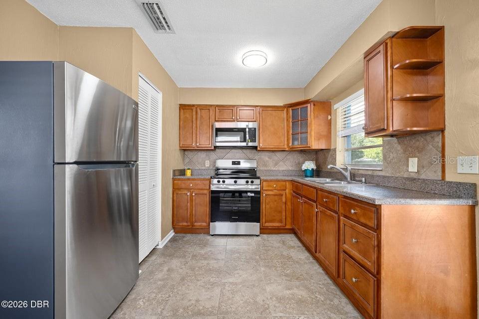 1324 GRANADA AVE — photo 8