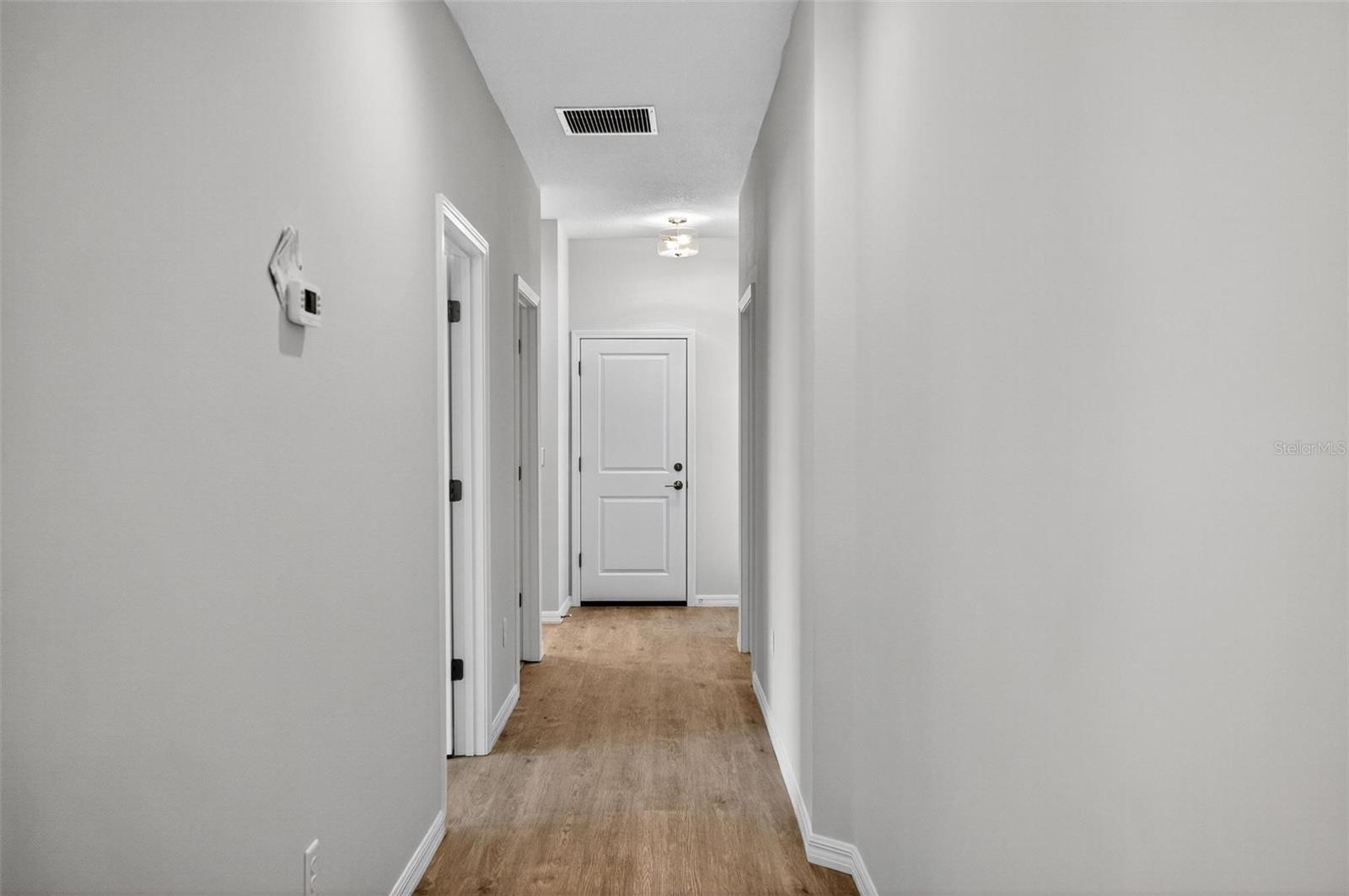 8 SQUIRE CT #B — photo 9