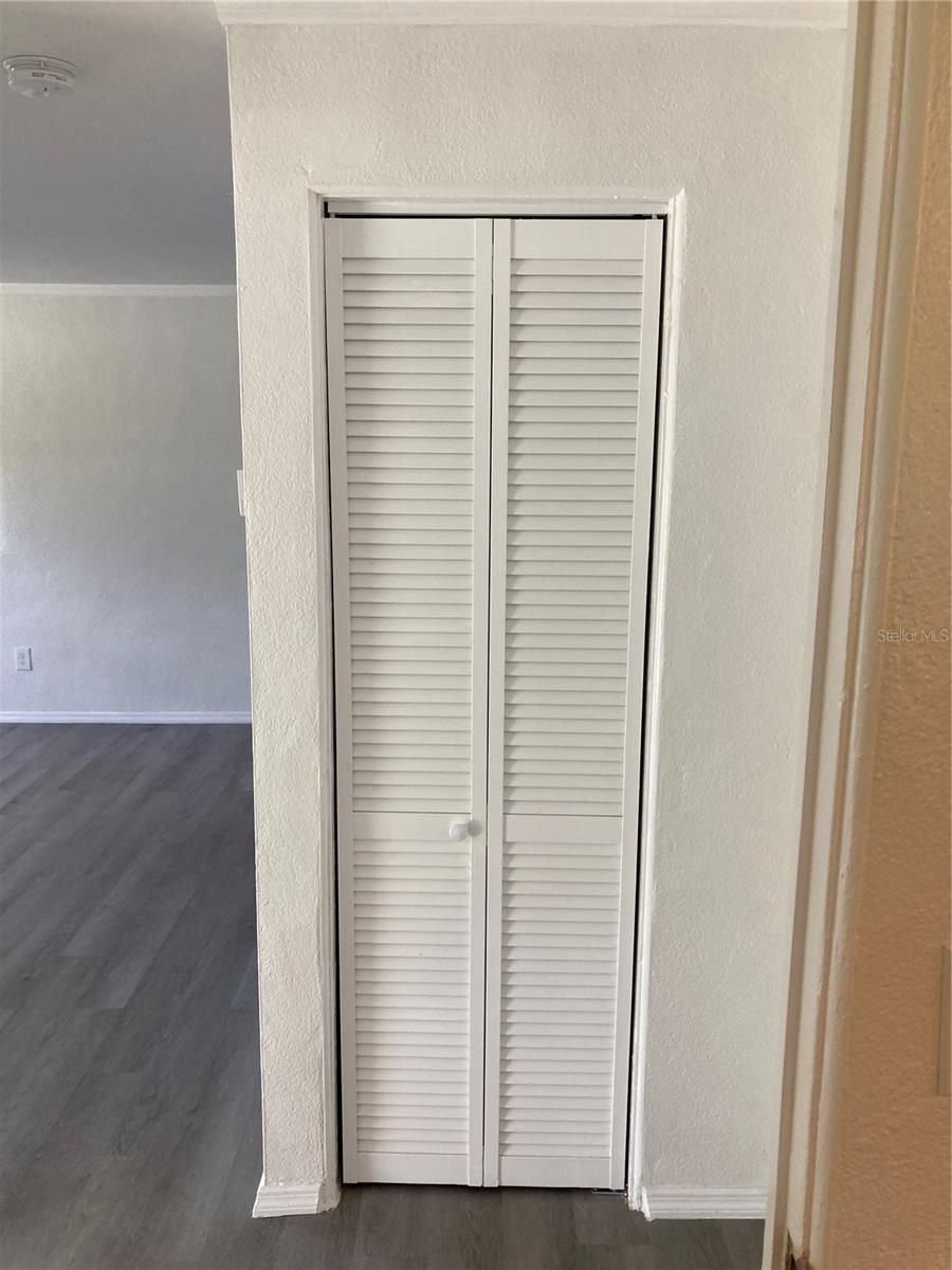 5221 N RONALD REAGAN BLVD — photo 11
