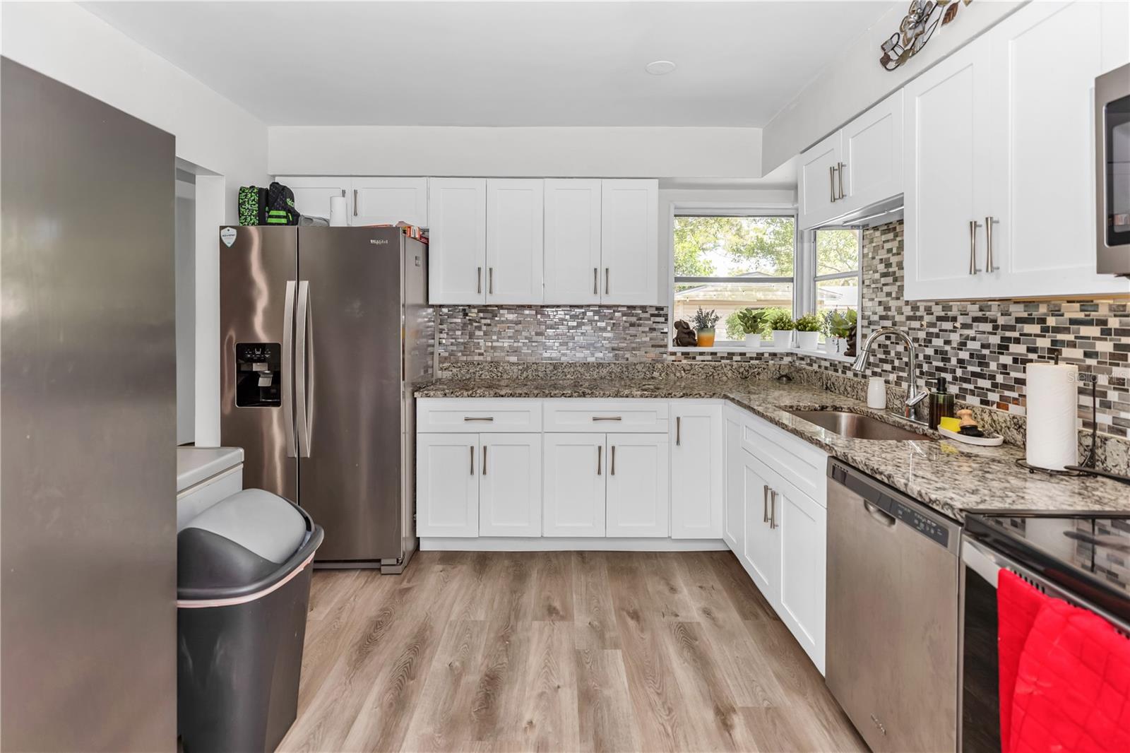 1020 COBBLESTONE AVE — photo 10