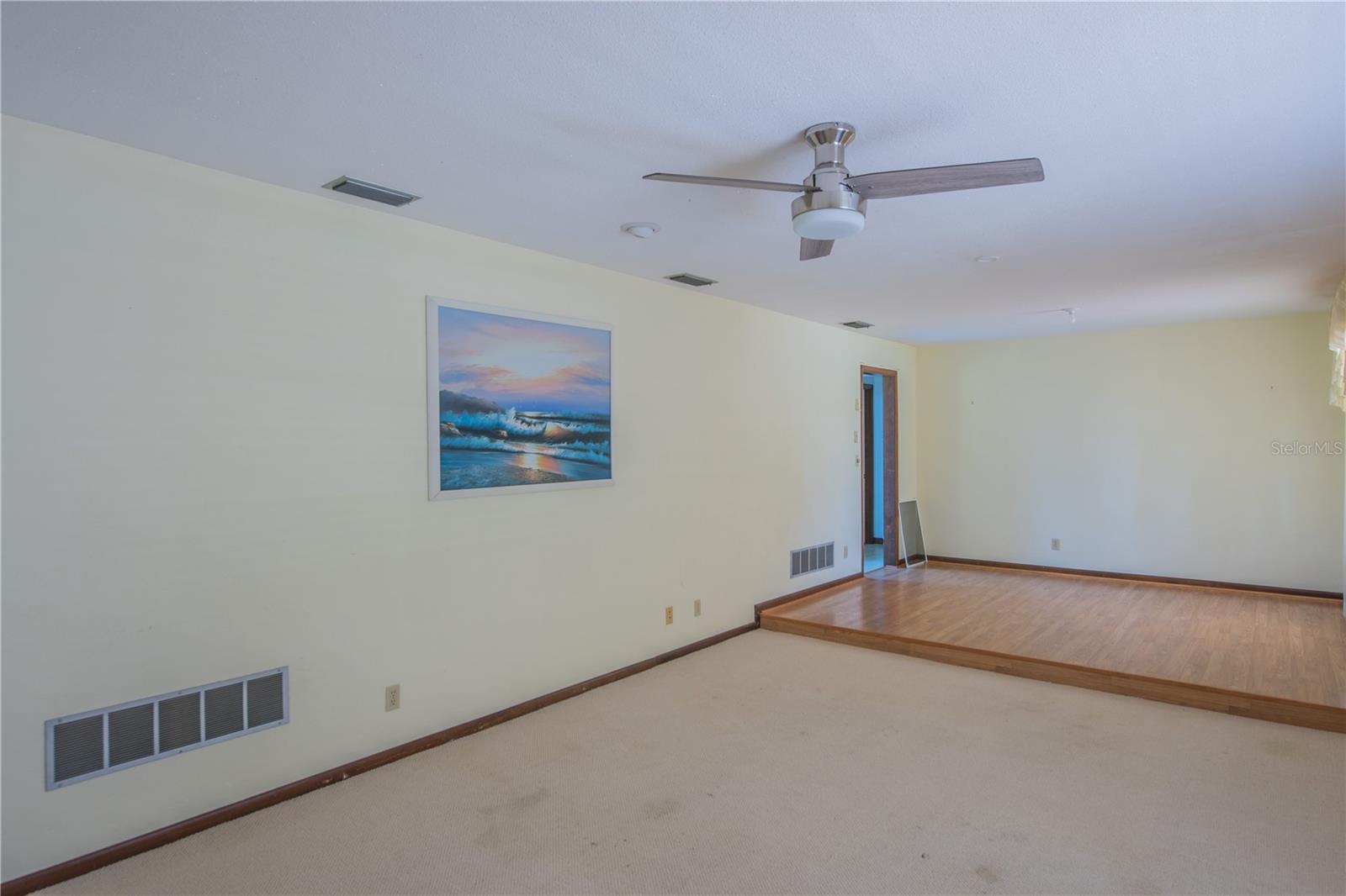 34 OAKMONT CIR — photo 11
