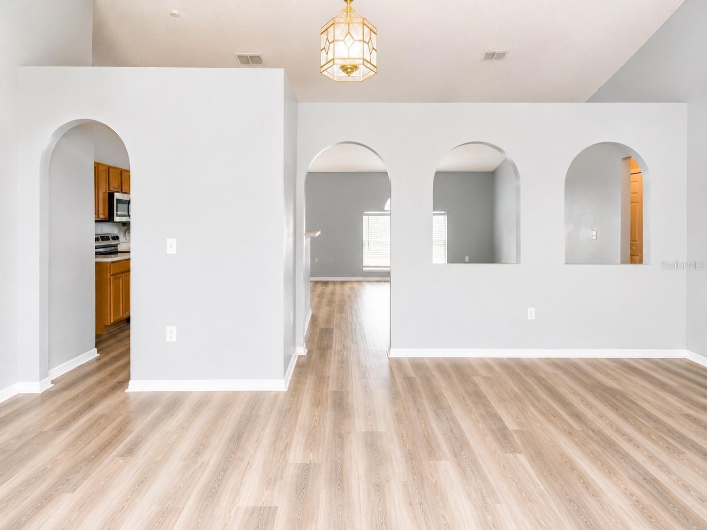 3080 UTAH DR — photo 2