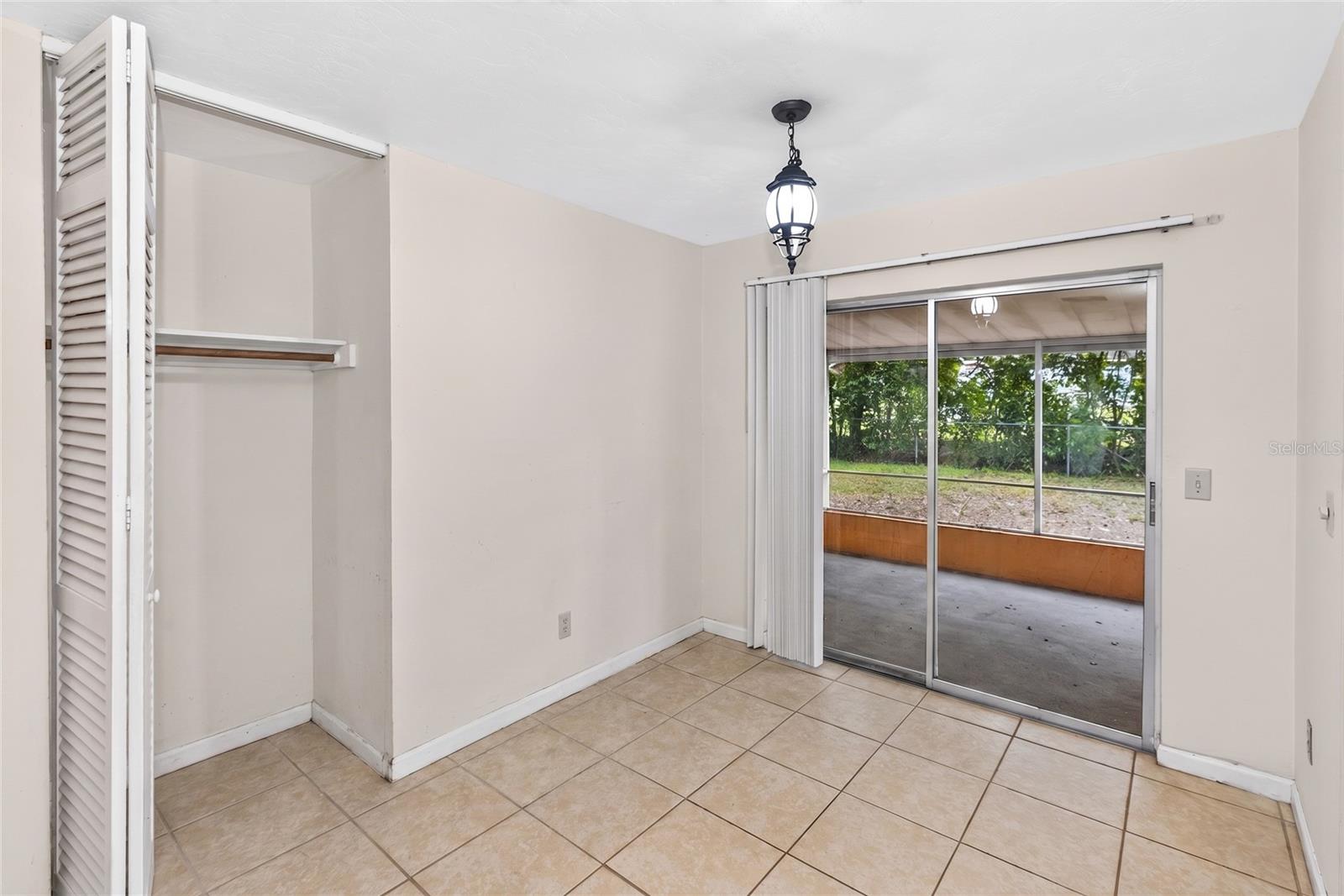 733 HAGER ST — photo 12