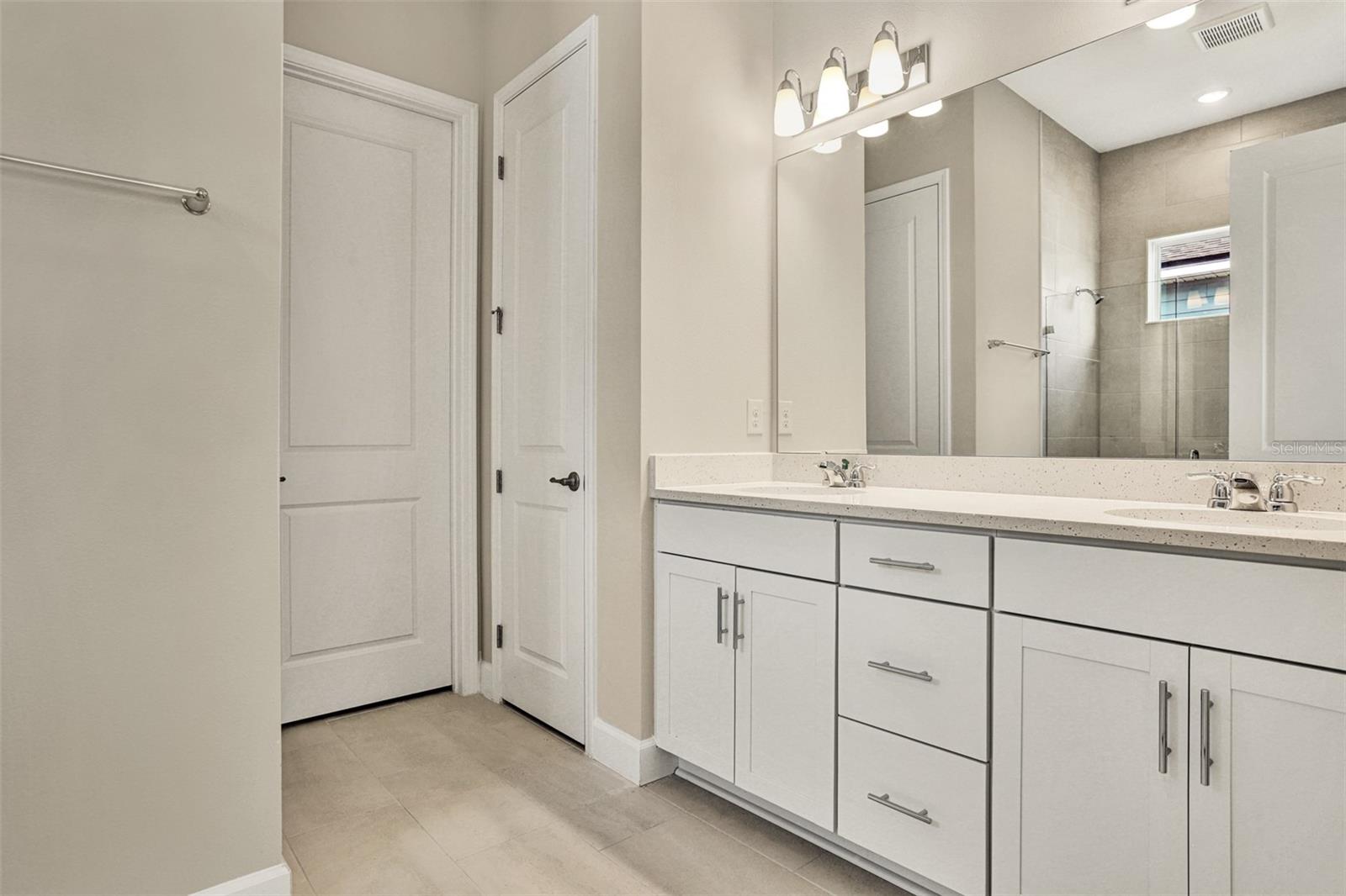 56 JACKSON BLUE DR — photo 10