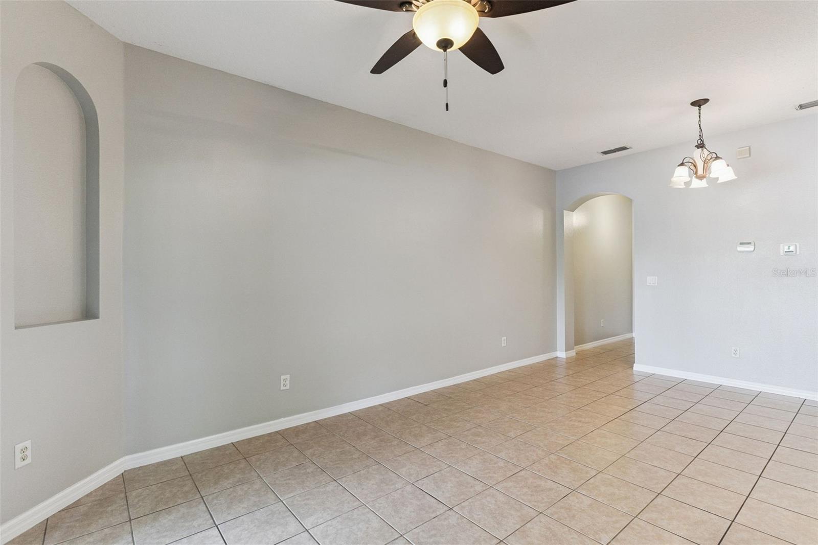 209 ASTON GRANDE DR — photo 7