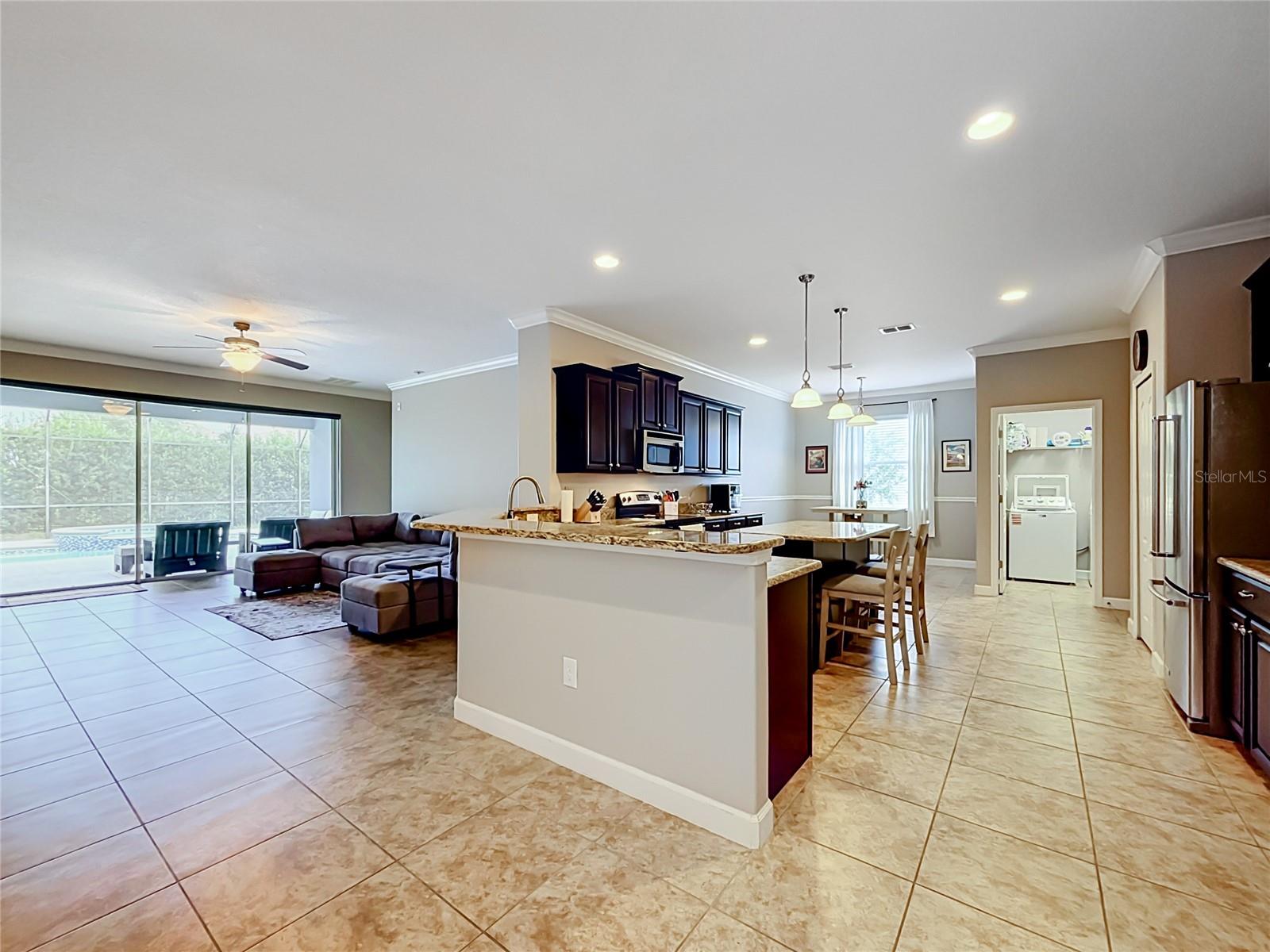 3512 CORTLAND DR — photo 4