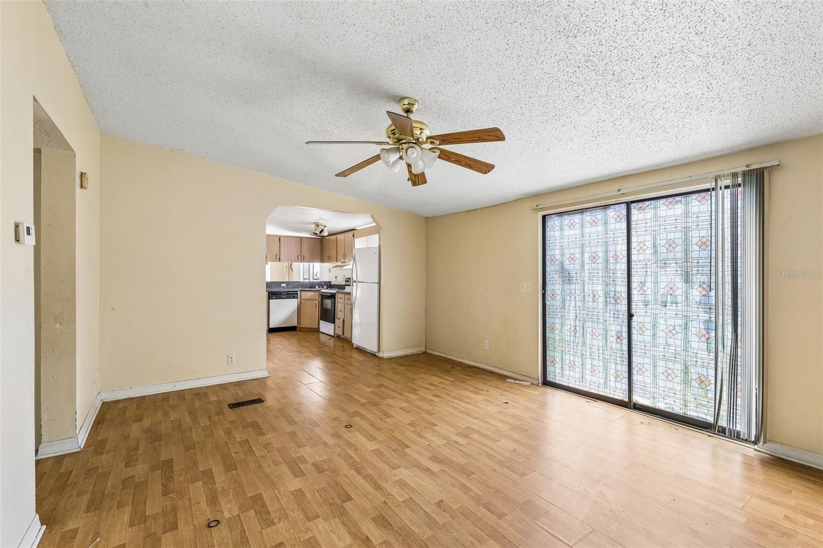 16825 BAY AVE — photo 6