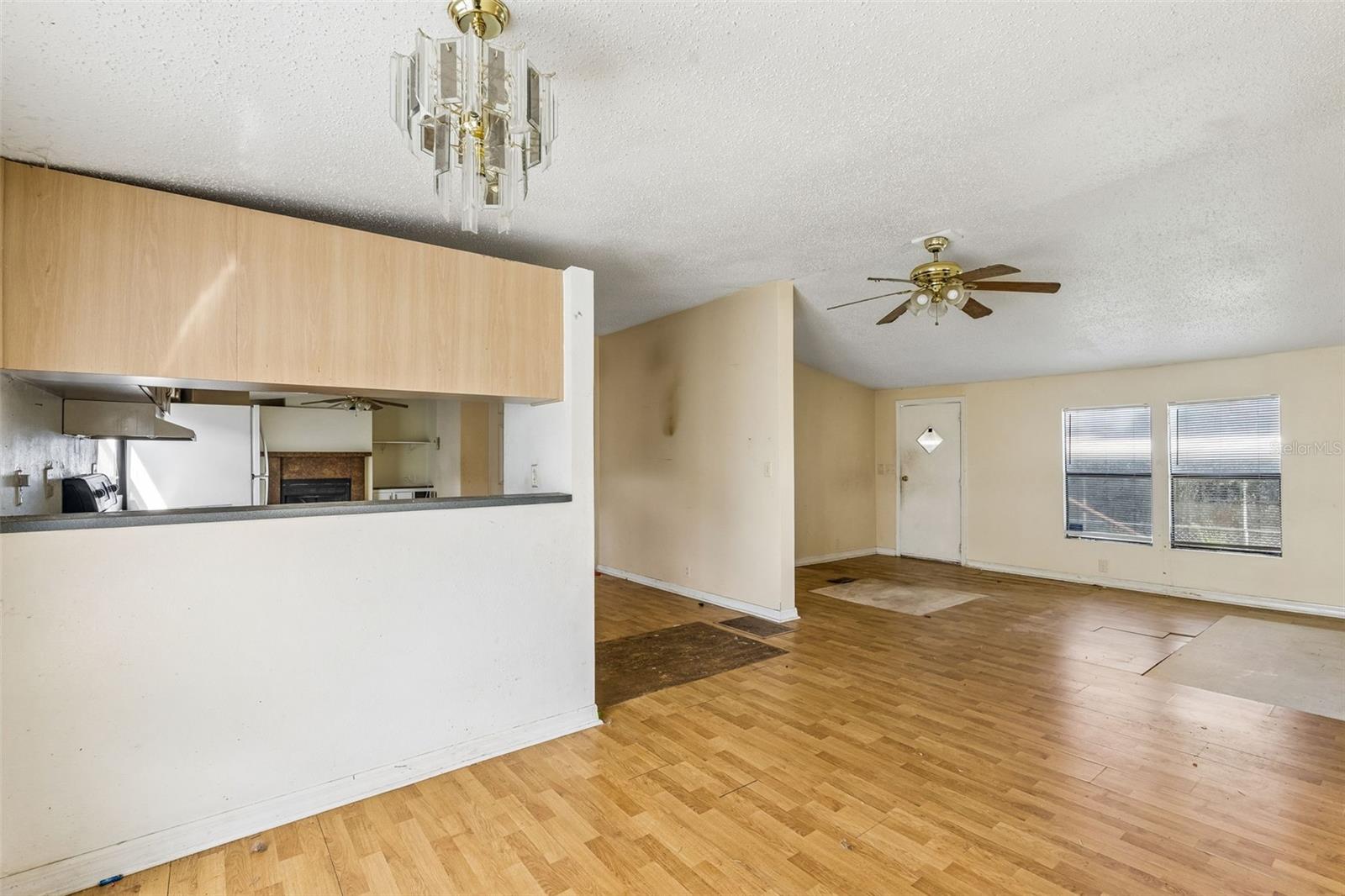 16825 BAY AVE — photo 7