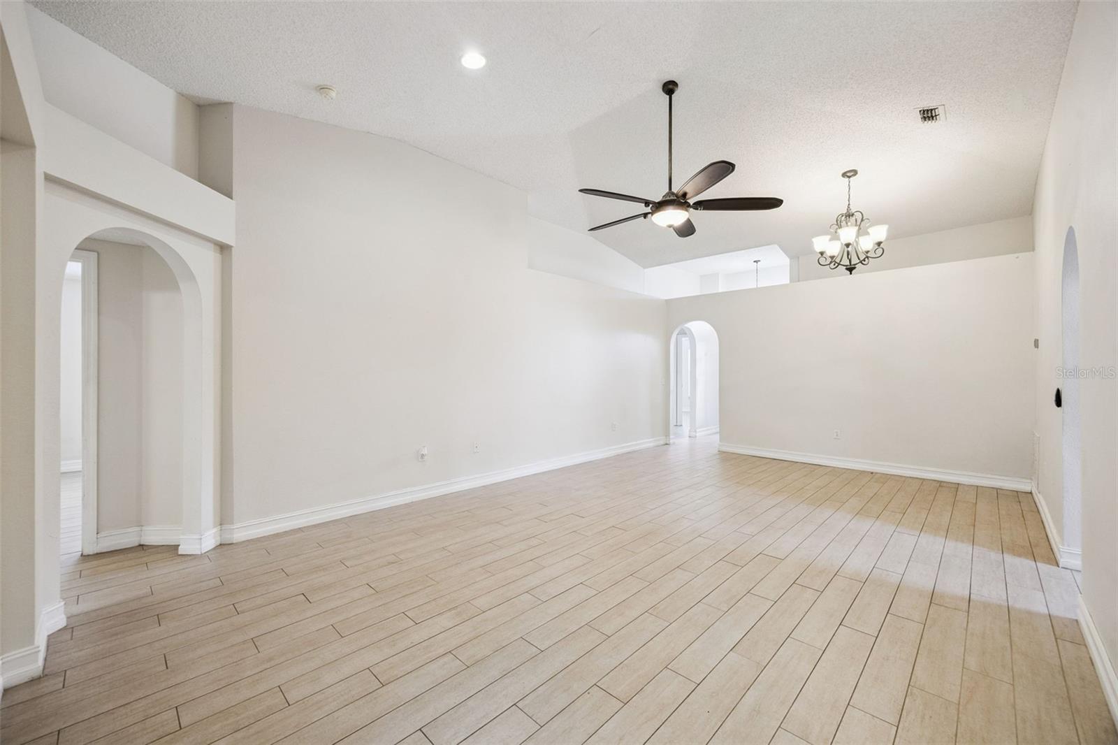 1612 MUIR CIR — photo 6