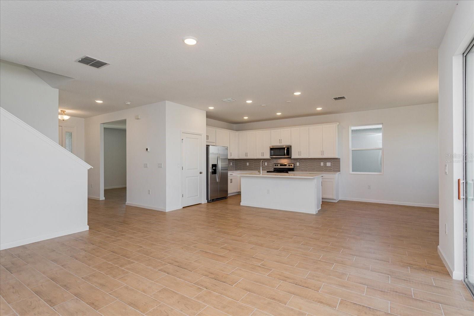 2908 SUPERMARINE RD — photo 6