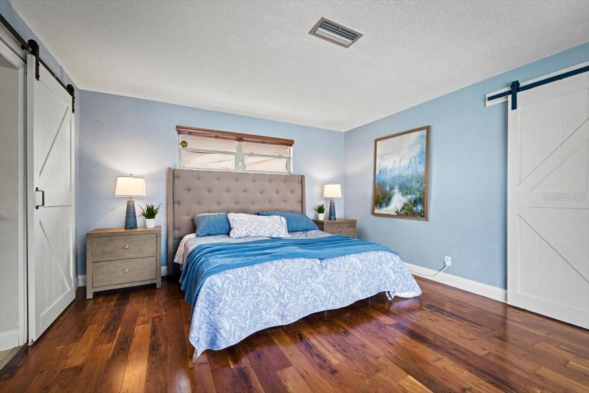 124 ANCHOR DR — photo 6