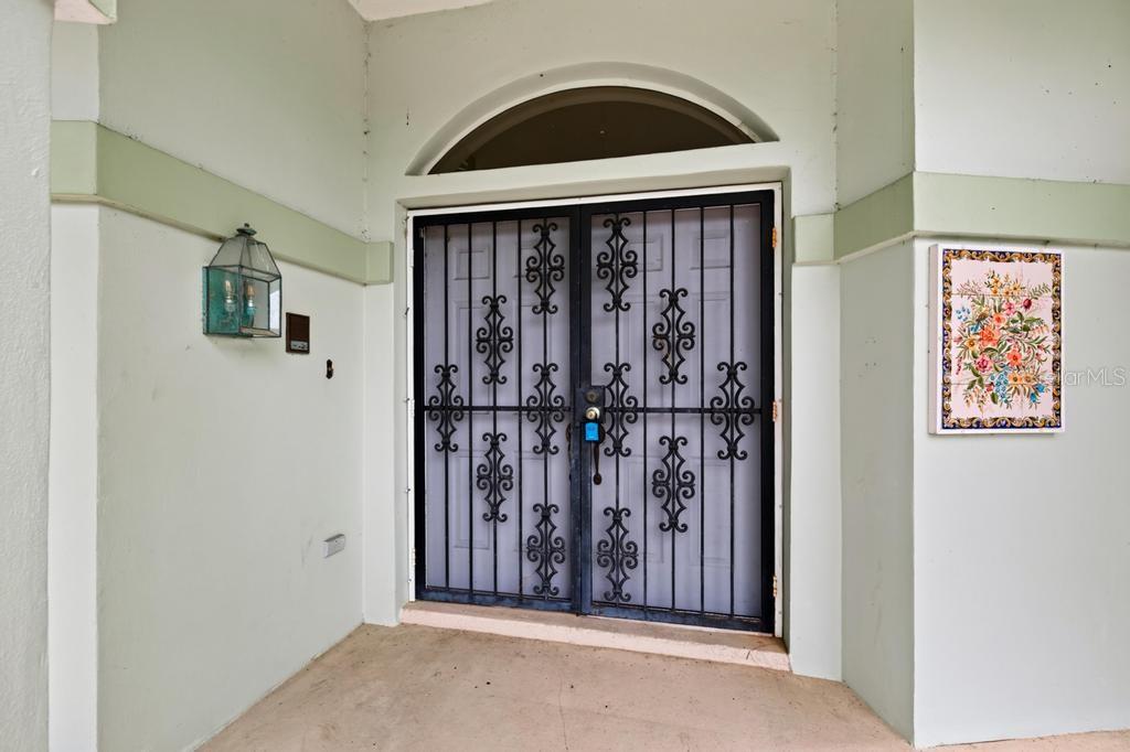 110 WELLINGTON DR — photo 8