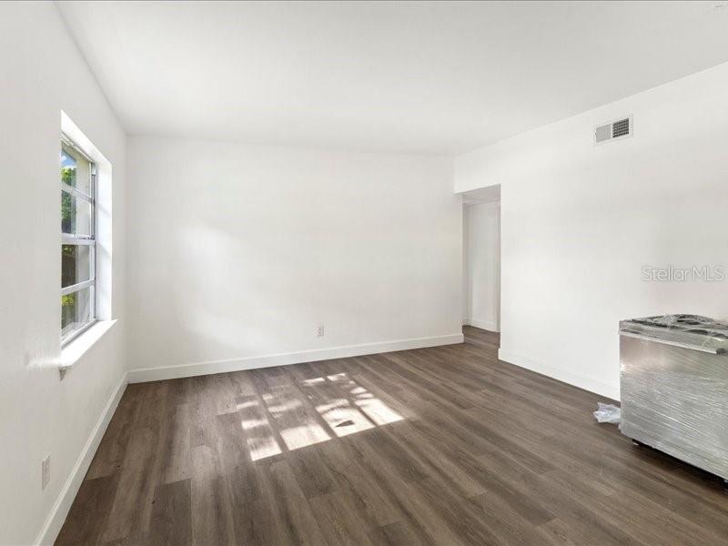 127 HAYS DR — photo 12
