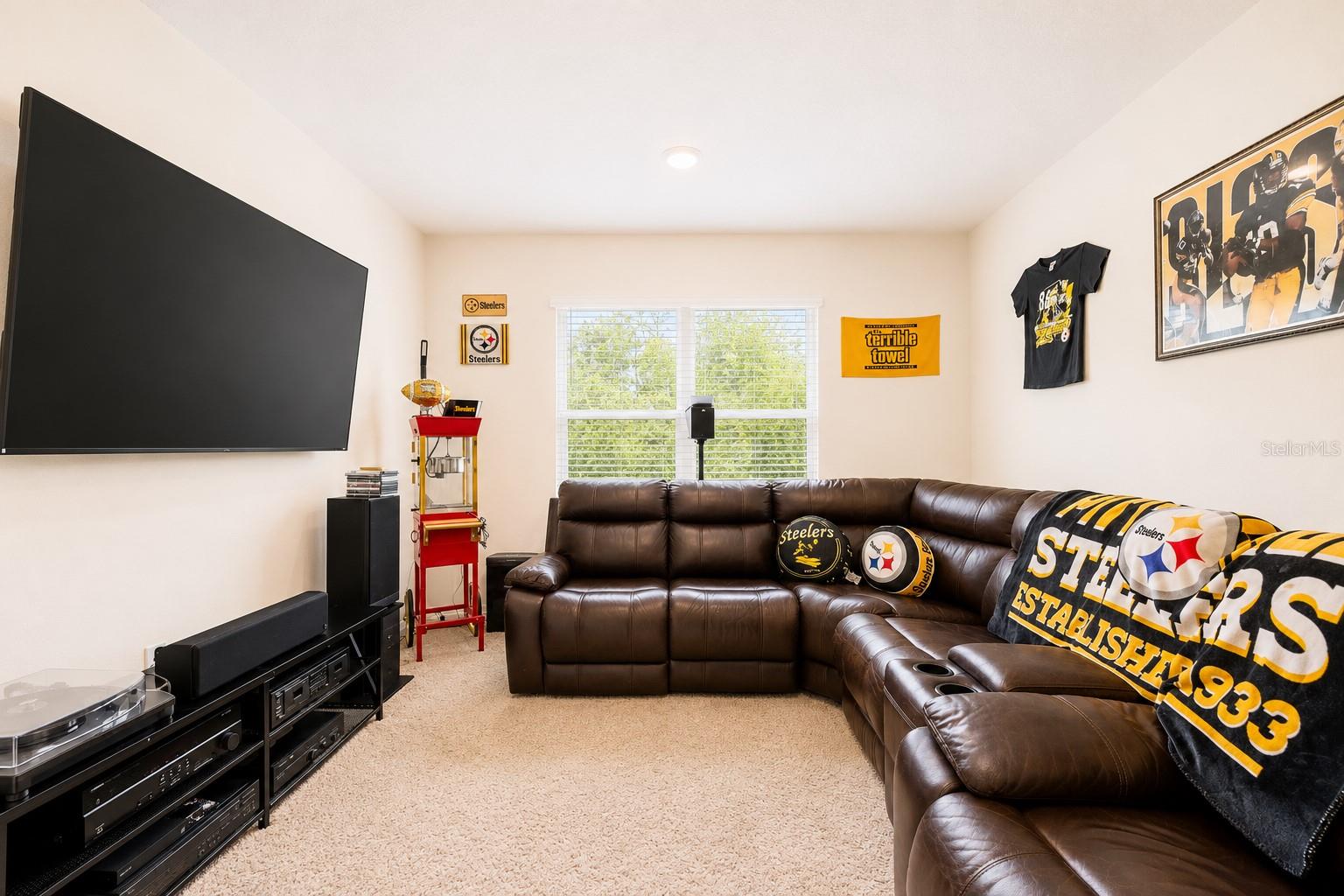 3221 CARPENTARIA DR — photo 11