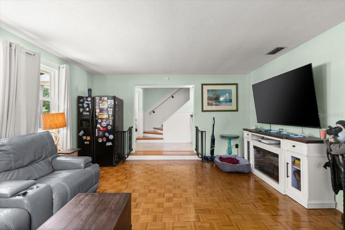 20 PUTNAM AVE — photo 6