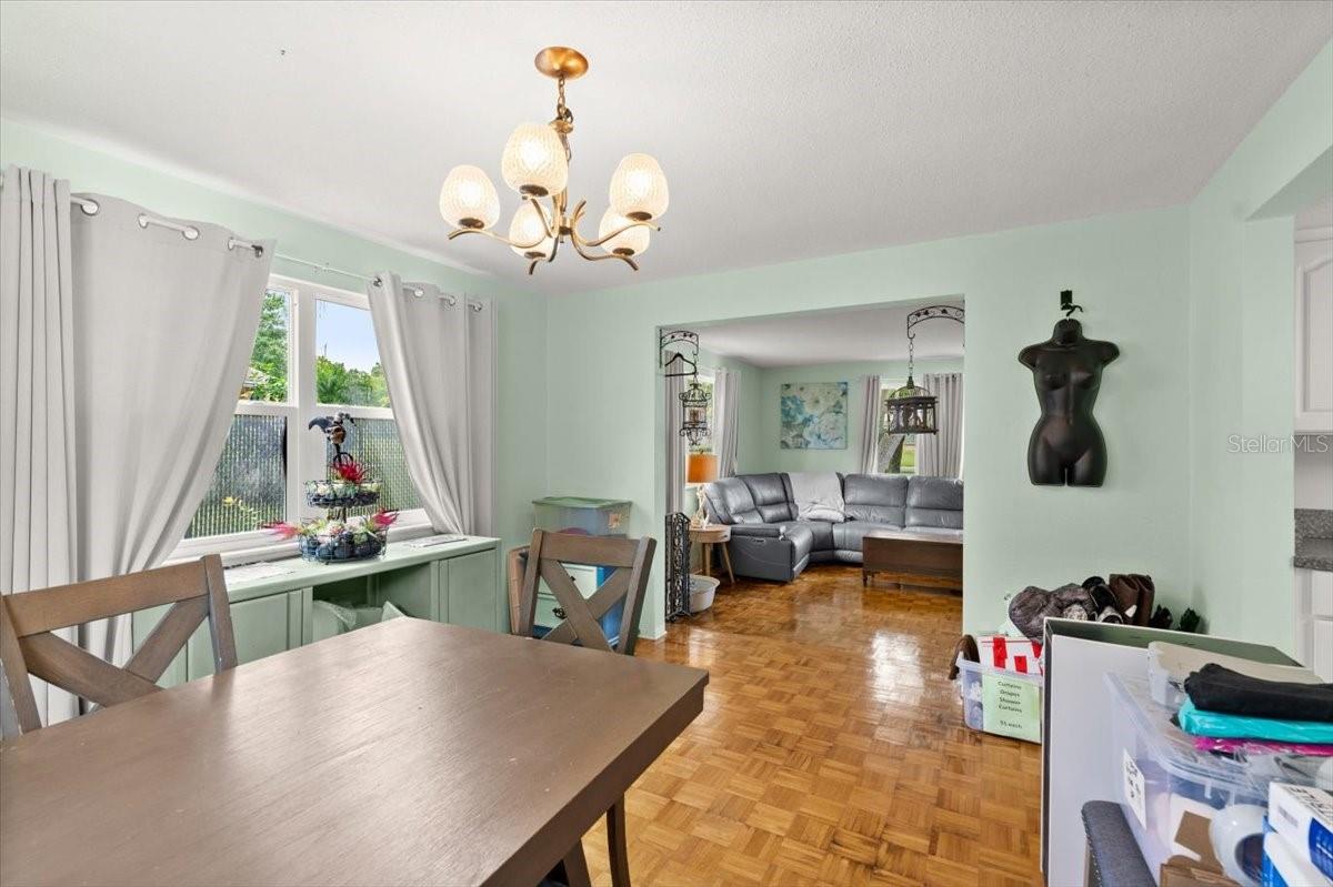 20 PUTNAM AVE — photo 8