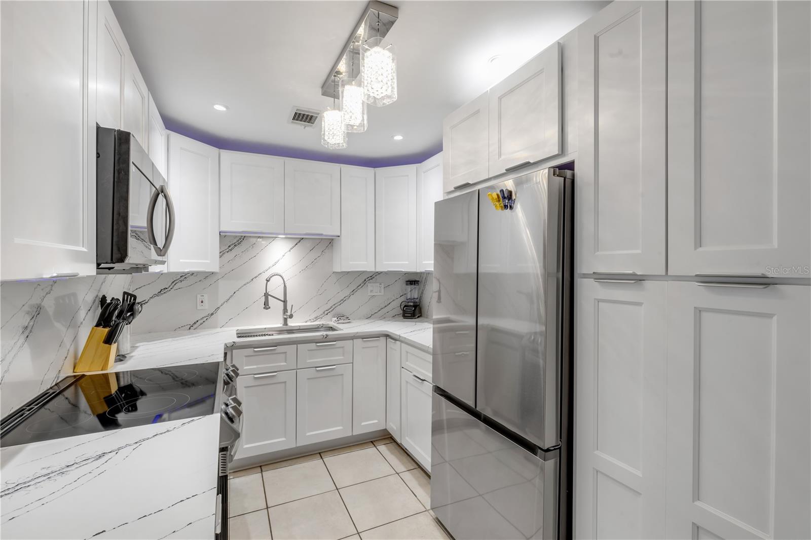 3800 SAXON DR #A7 — photo 7