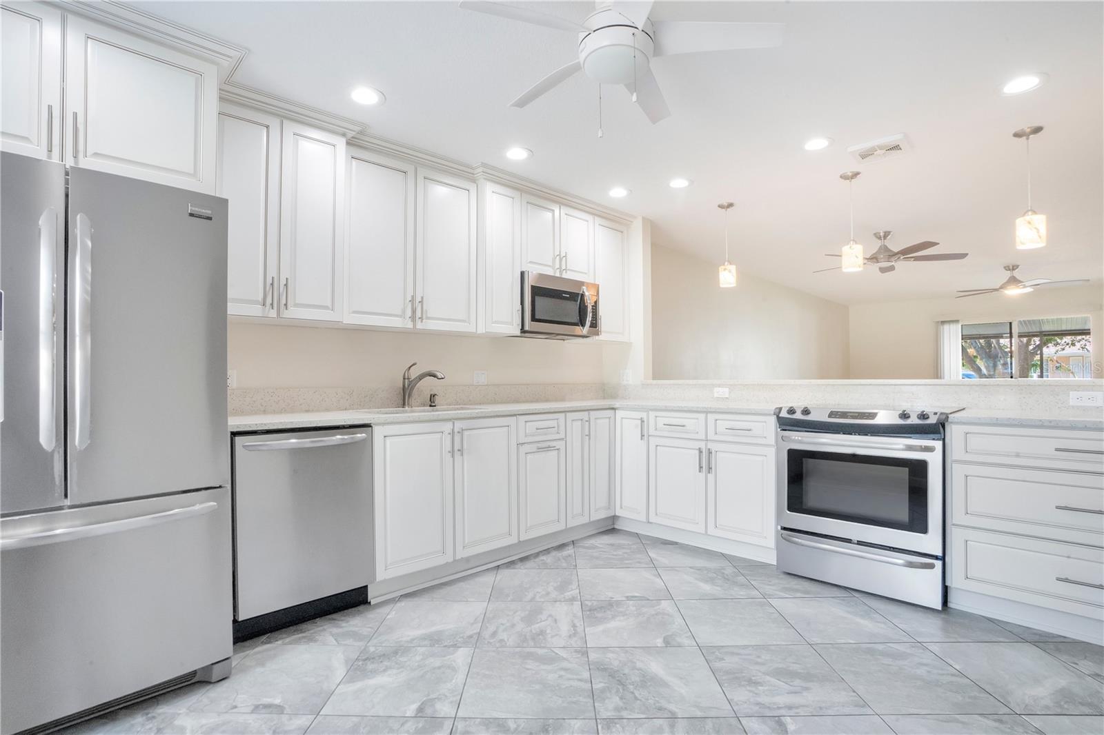 16 EAGLE LN — photo 12