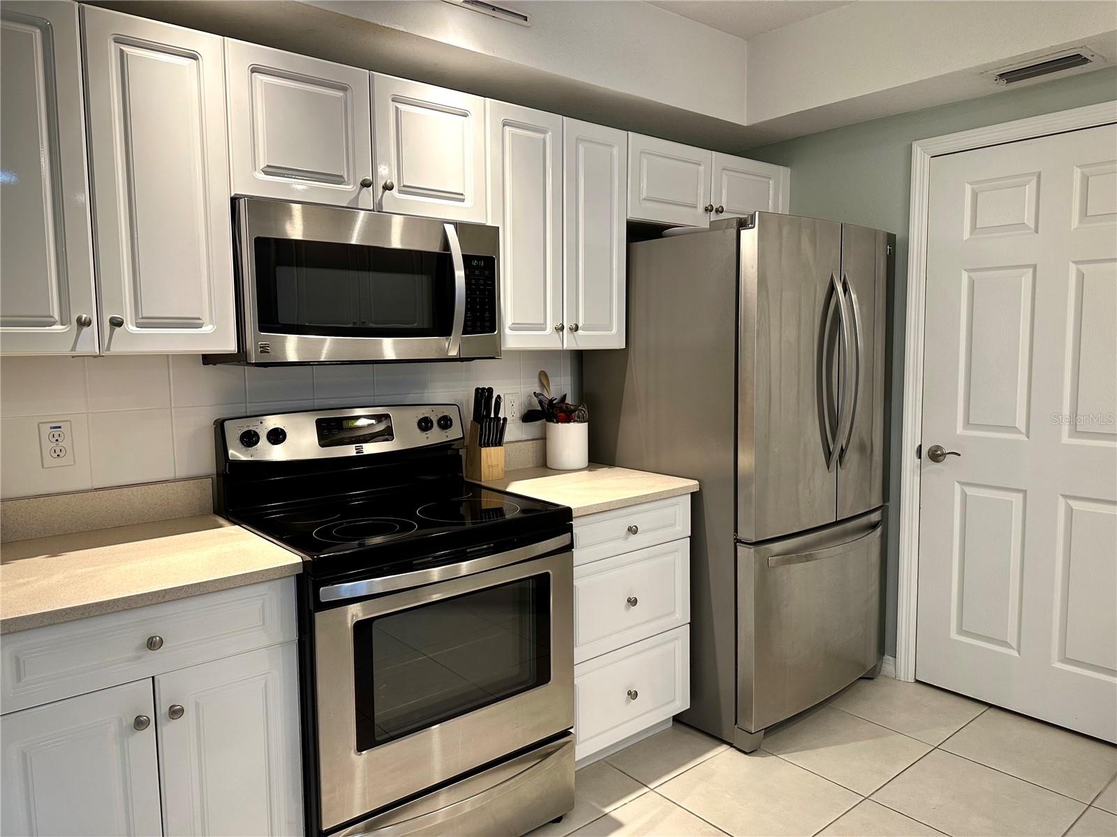 5300 S ATLANTIC AVE #8-402 — photo 11