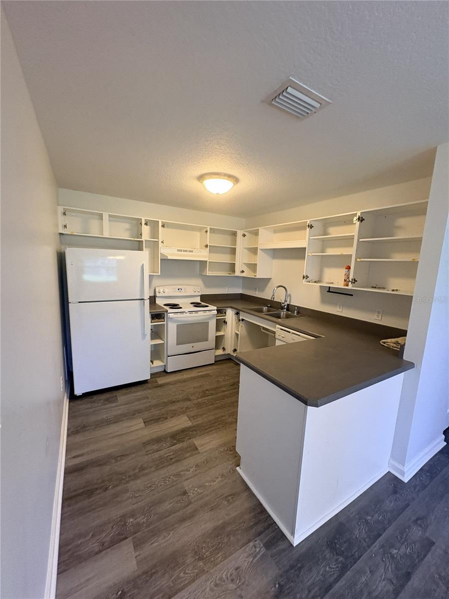 2829 NORDMAN AVE — photo 10