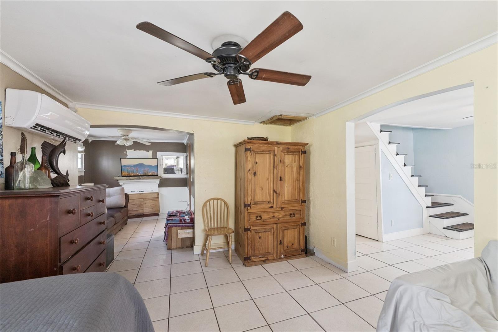 207 MARY AVE — photo 7