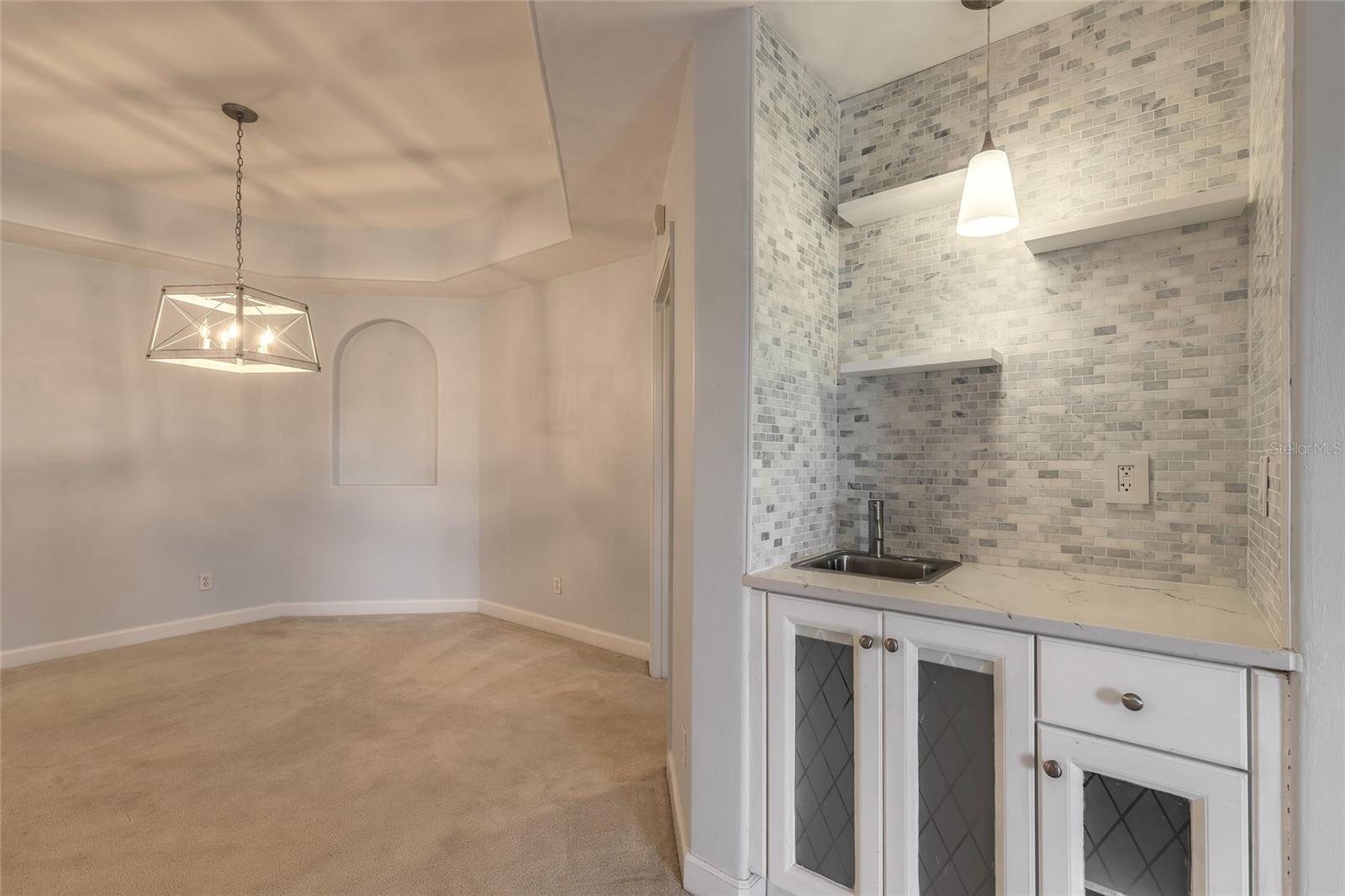 424 LUNA BELLA LN #415 — photo 5