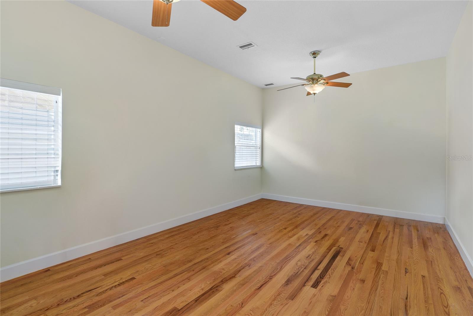6325 RIVER RD — photo 11