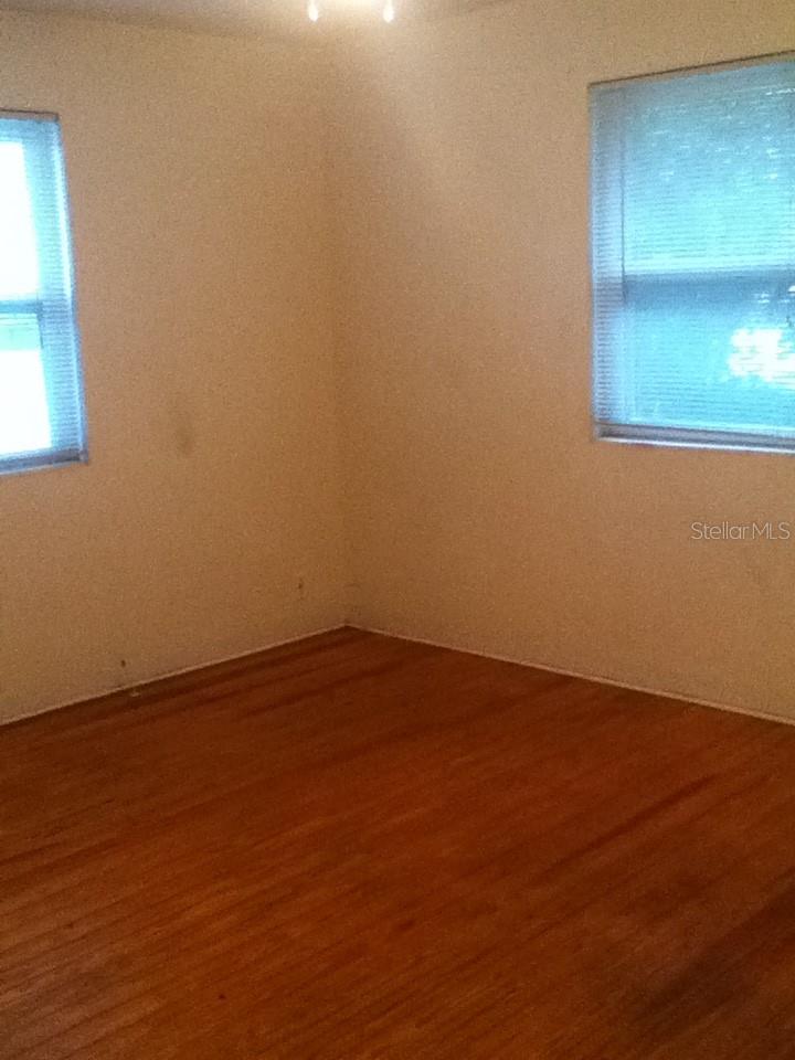 486 OAK ST — photo 12