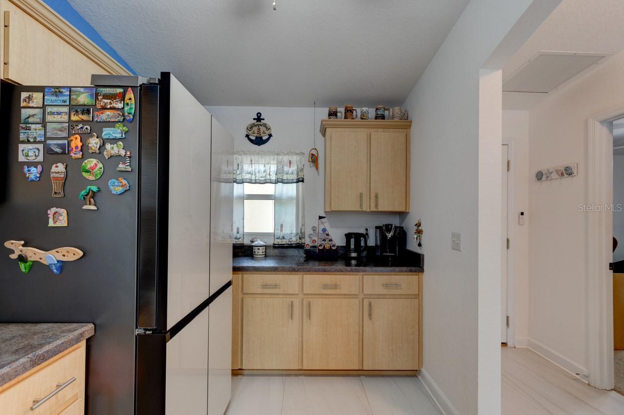 2246 HAWKS COVE CIR — photo 12