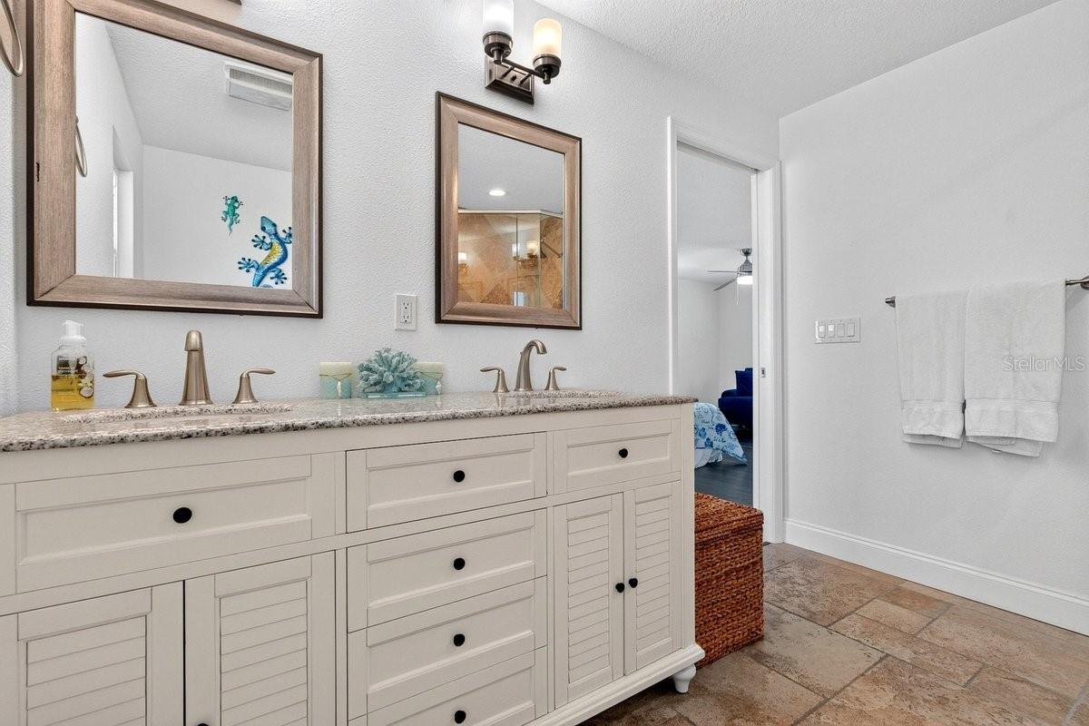 4717 S ATLANTIC AVE — photo 12