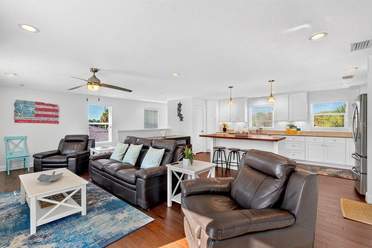4717 S ATLANTIC AVE — photo 8