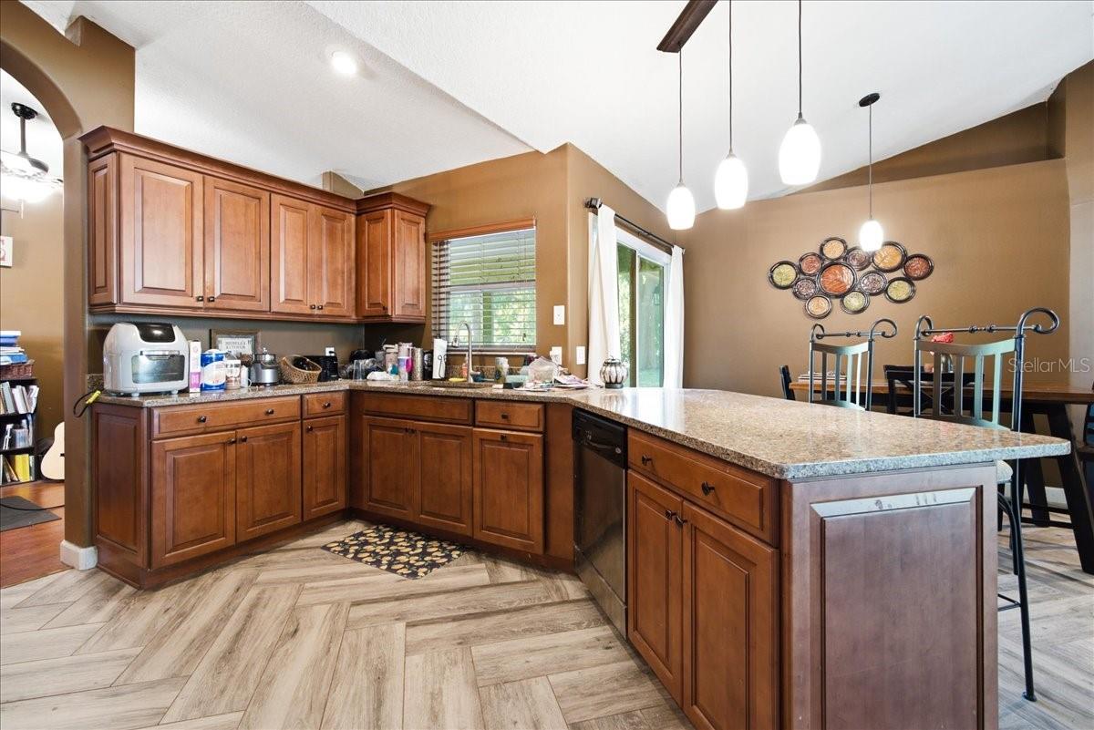 1272 S SEAGATE DR — photo 10