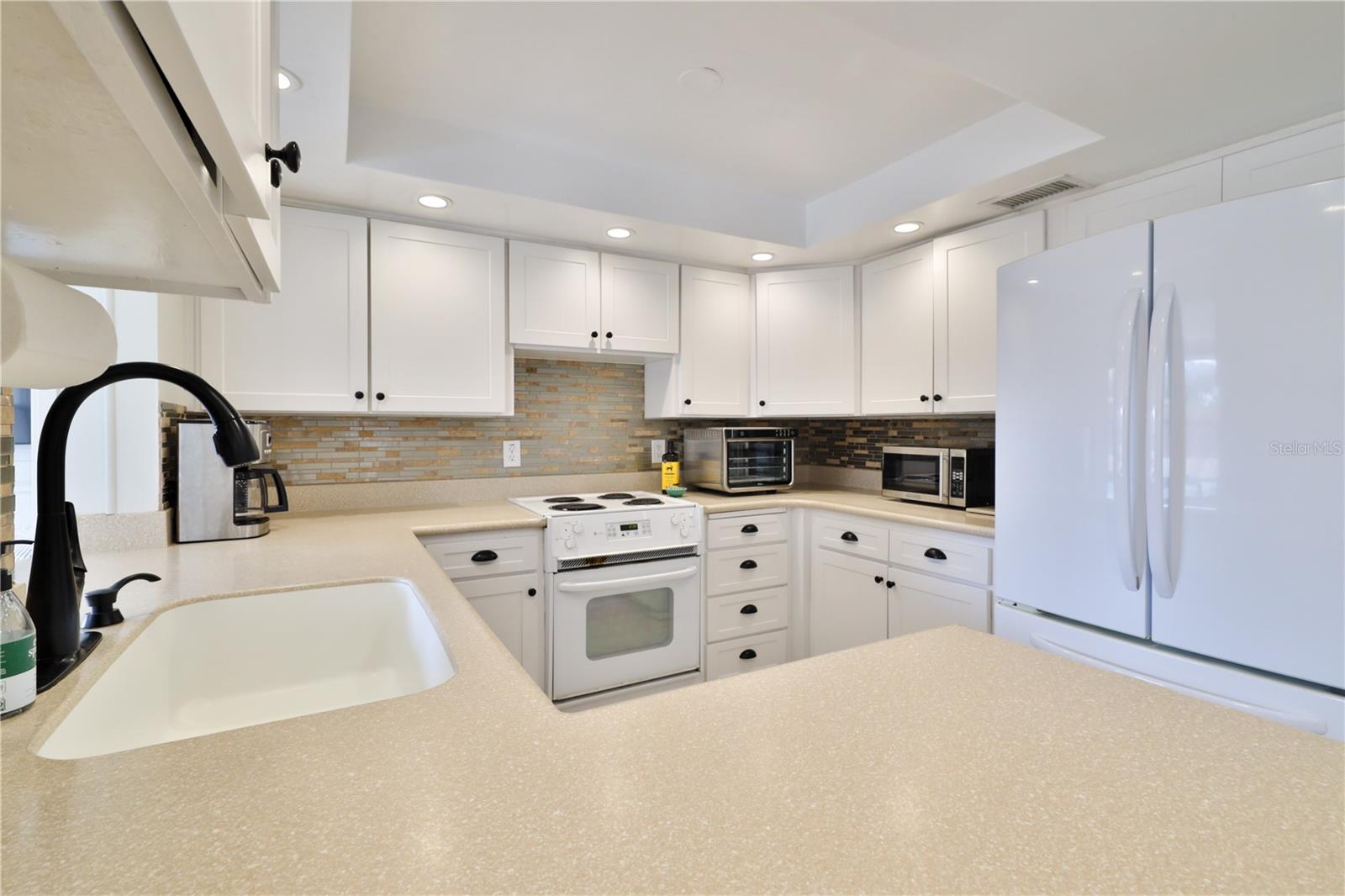 2307 SAXON DR — photo 9