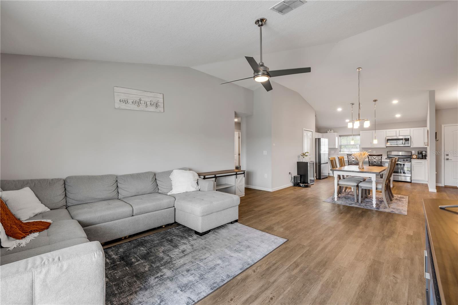 29 ROCKING HORSE DR — photo 12