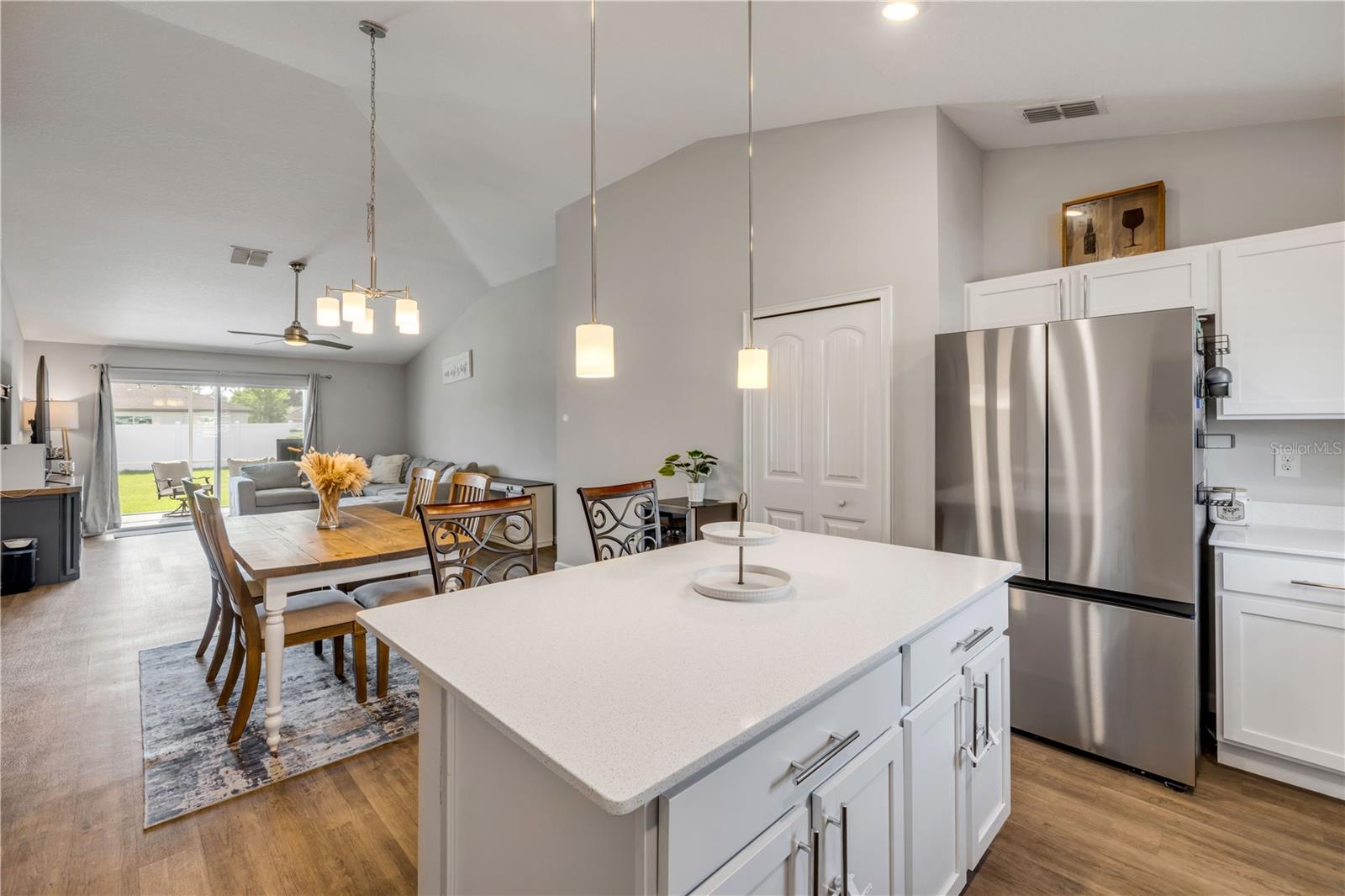 29 ROCKING HORSE DR — photo 8