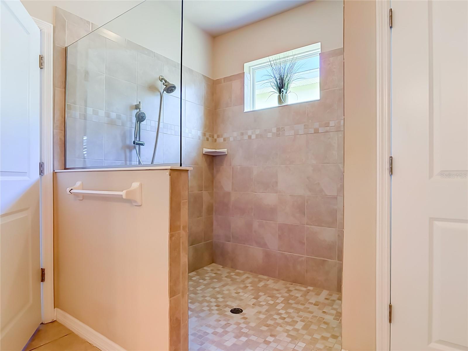 3338 TORRE BLVD — photo 11