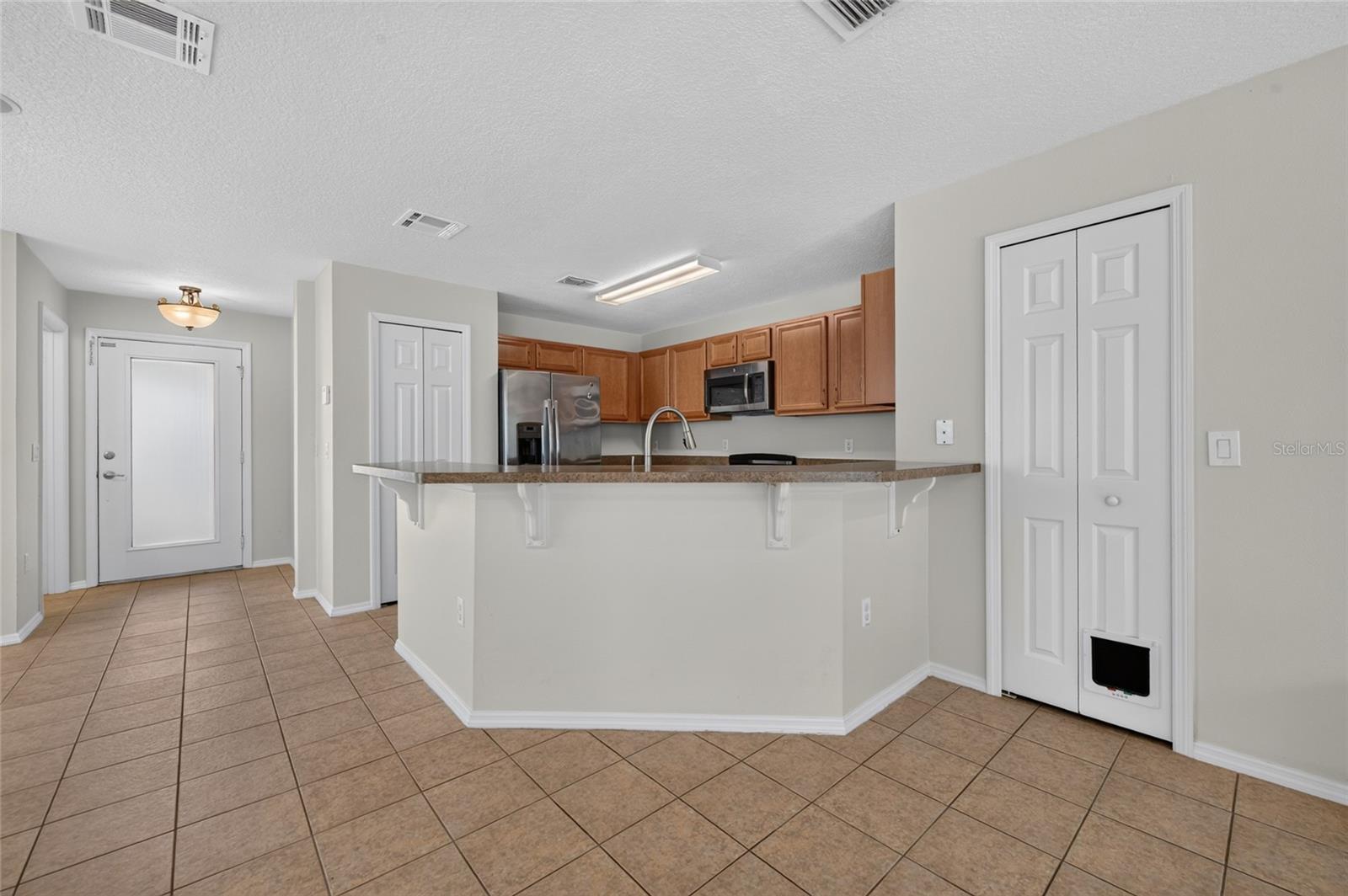 521 MOUNT OLYMPUS BLVD — photo 8