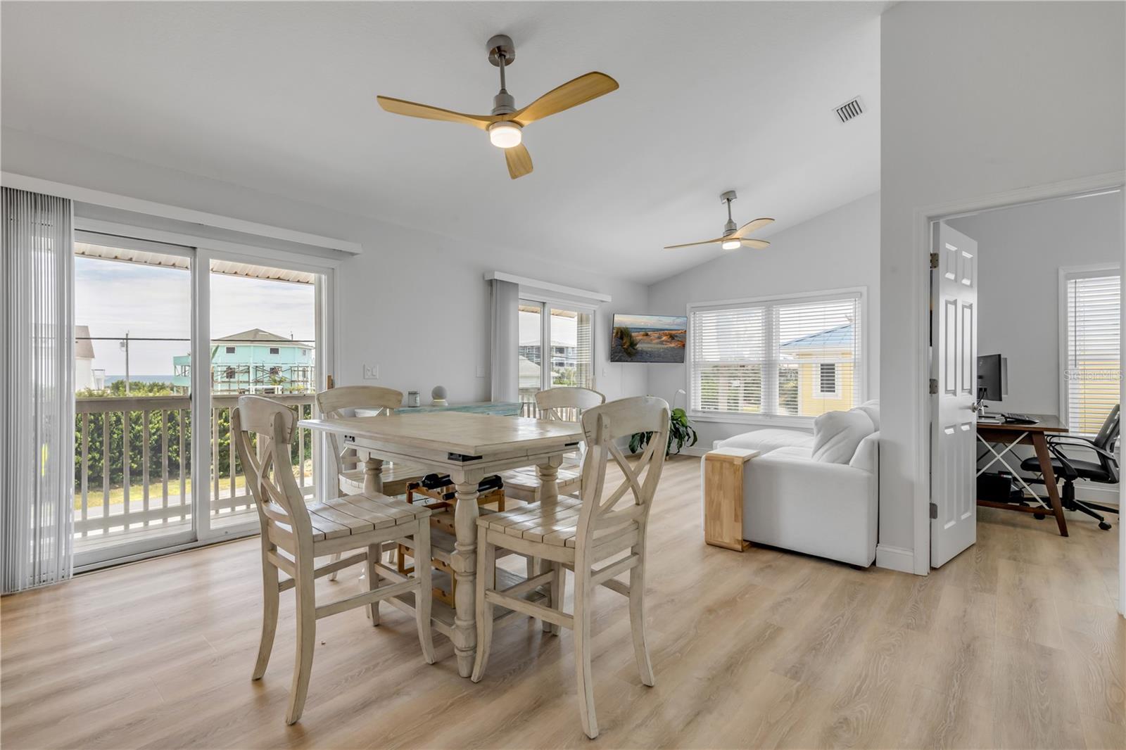6324 TURTLEMOUND RD — photo 3