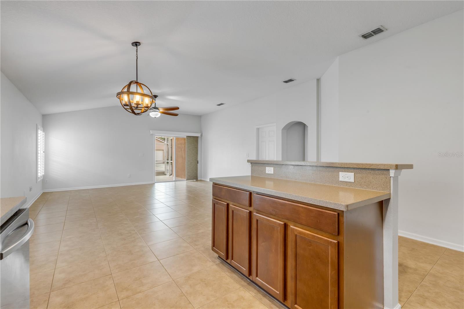 3450 VELONA AVE — photo 12