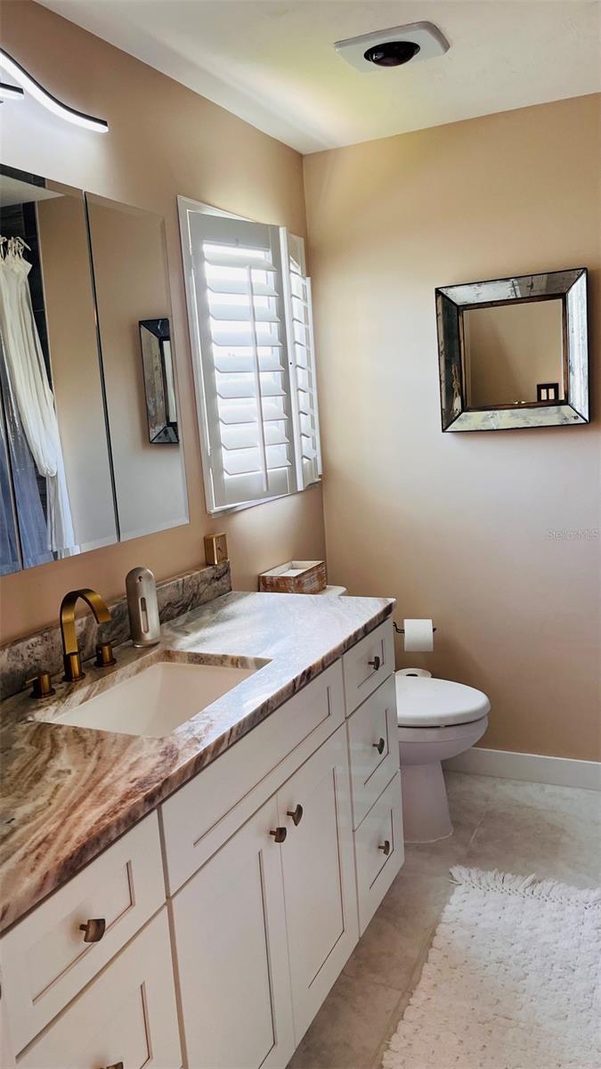 527 S PENINSULA AVE — photo 12
